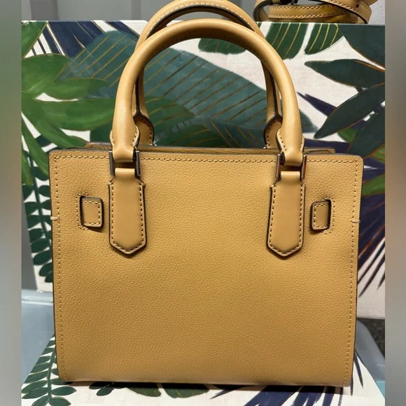 NWT Michael Kors Hamilton Leather Satchel in Peanut - Picture 4 of 9